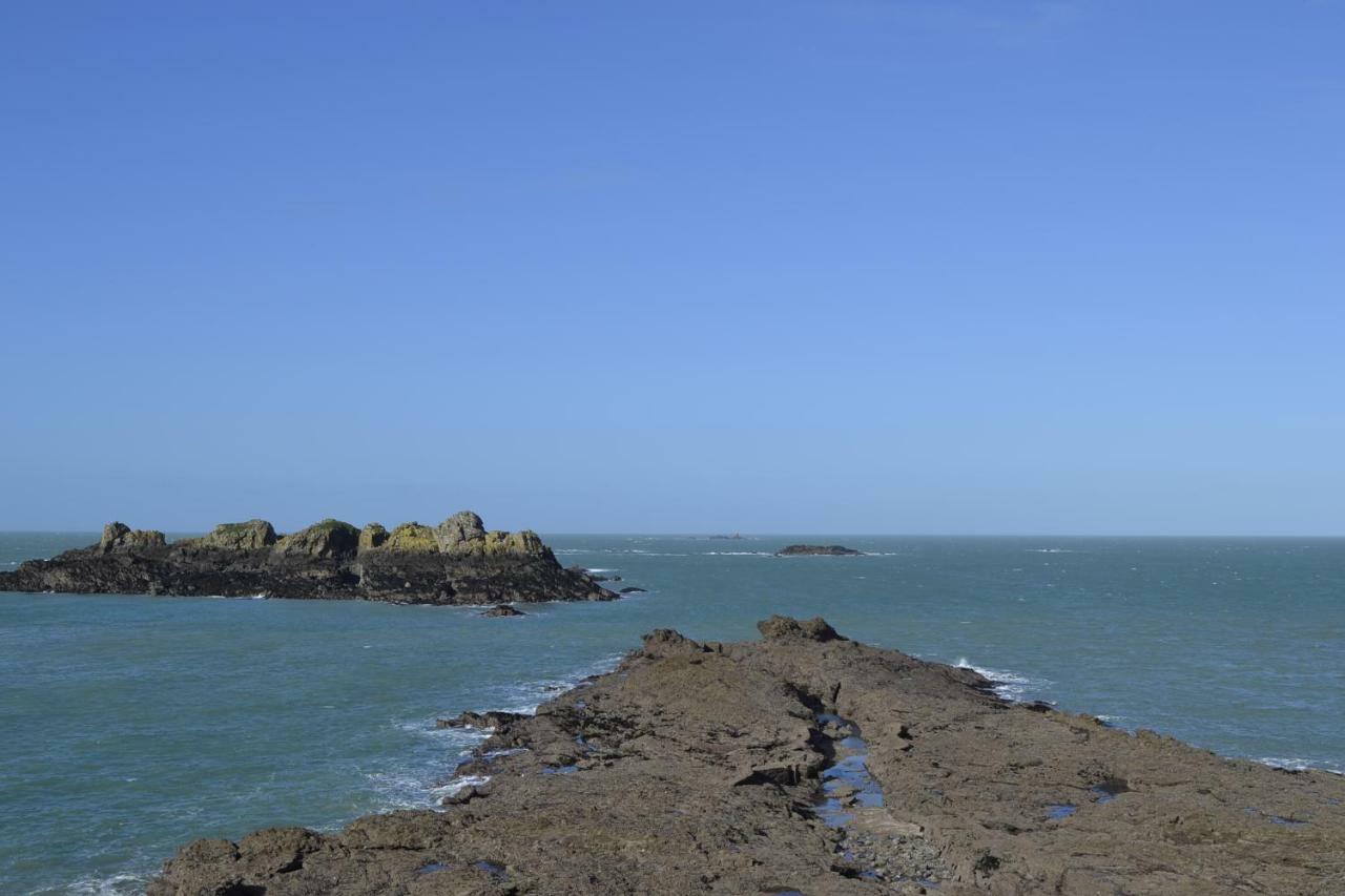 Vue Sur Mer Apartamento Cancale Exterior foto
